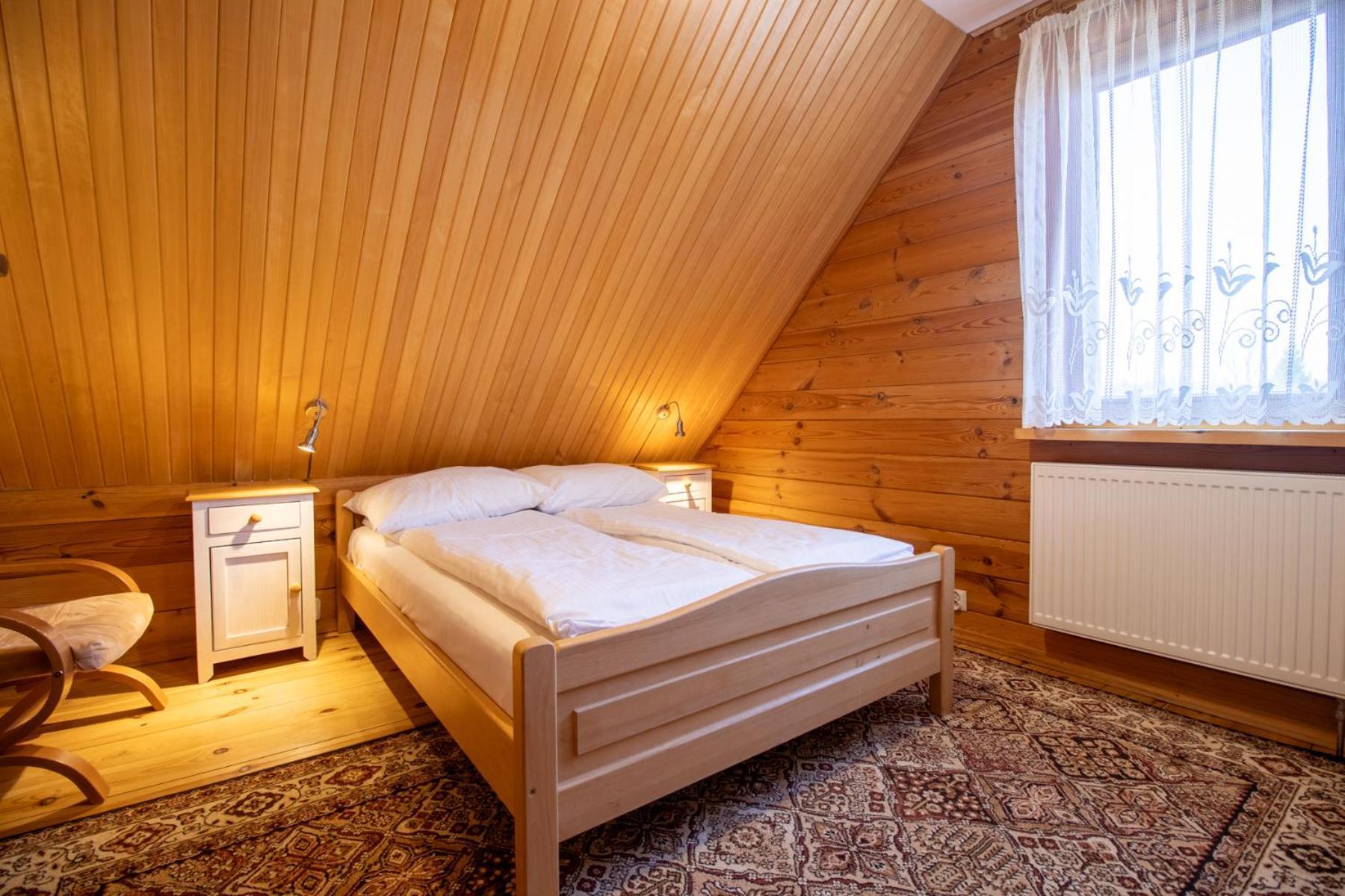 Hostal Wisniowy Sad Białowieża Exterior foto