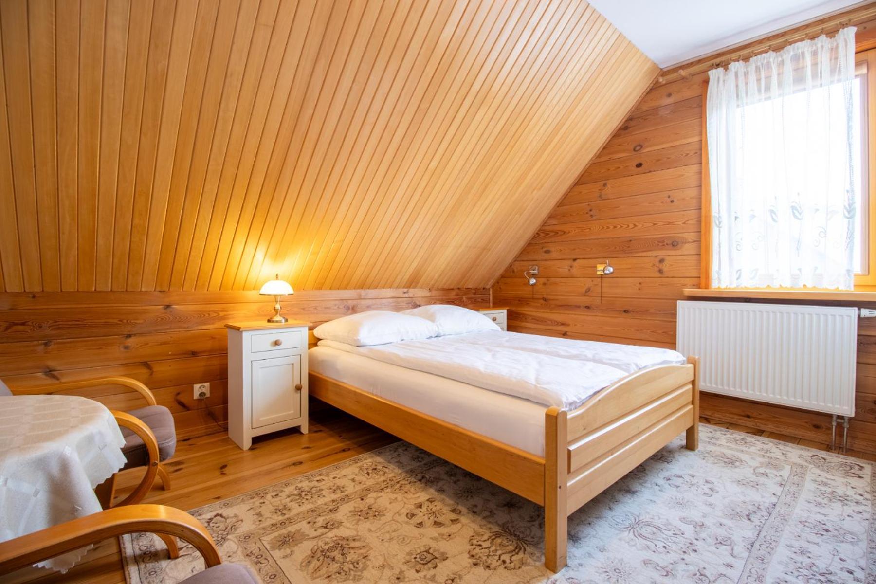 Hostal Wisniowy Sad Białowieża Exterior foto