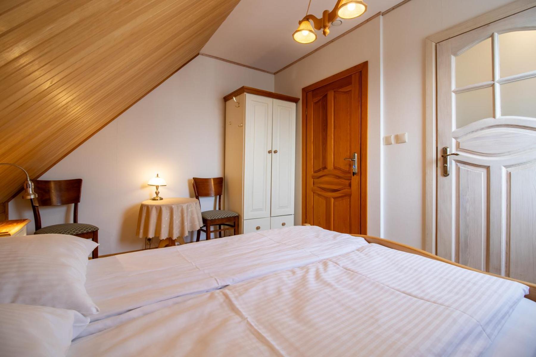 Hostal Wisniowy Sad Białowieża Exterior foto