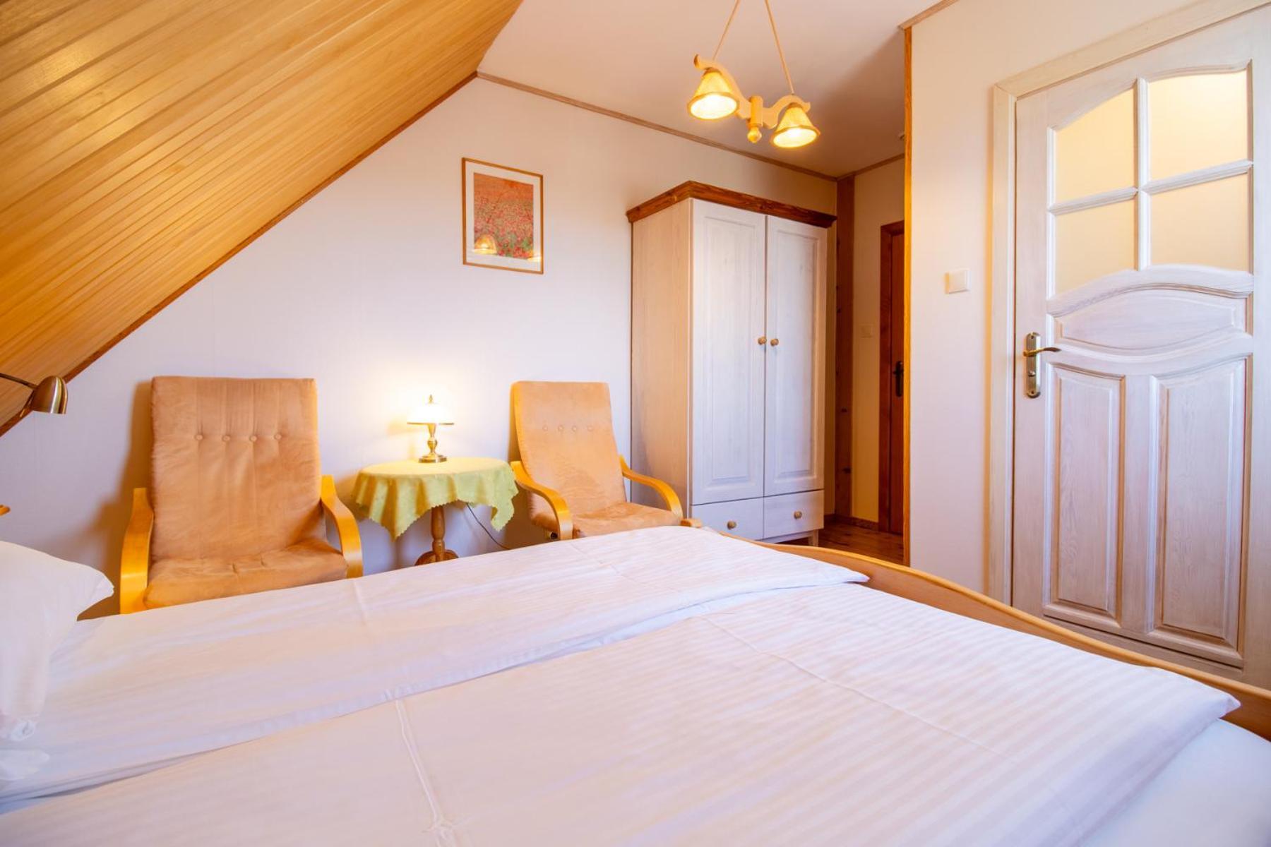 Hostal Wisniowy Sad Białowieża Exterior foto